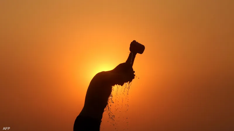 “الحرّ” يطرق أبواب “آب” مجددًا!
