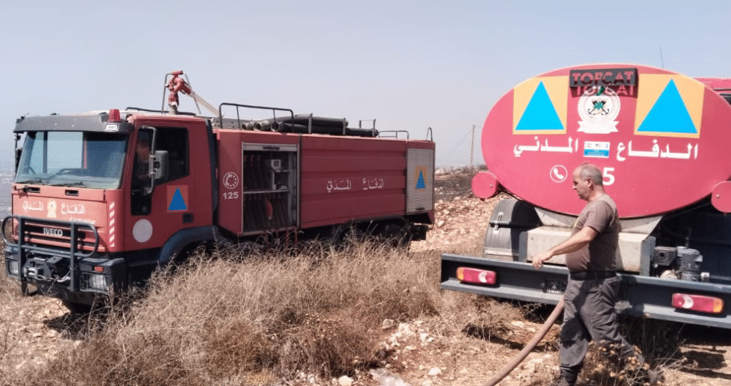 الدفاع المدني: جهود جبّارة لإخماد حرائق تجتاح لبنان من الشمال إلى الجنوب