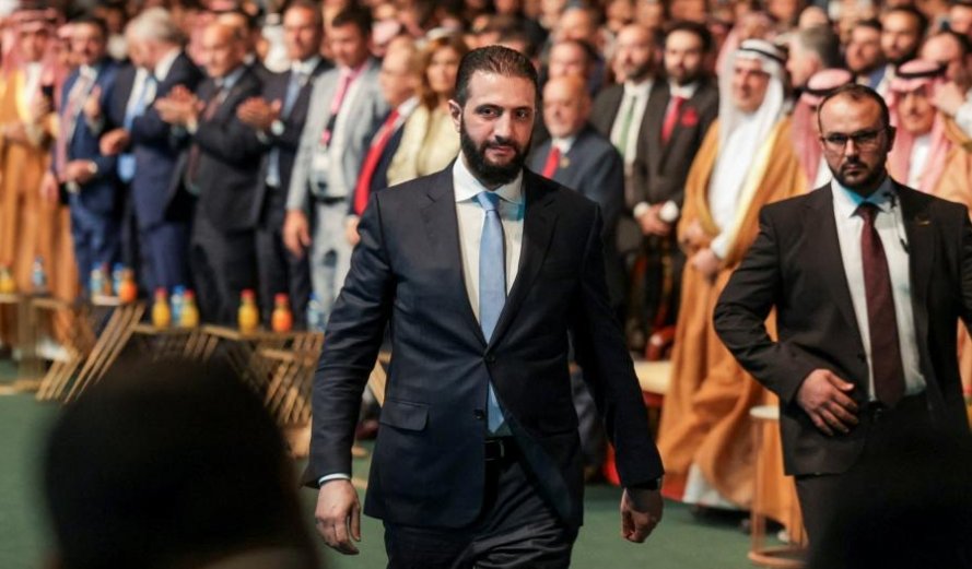 مرسوم رئاسي.. أحمد الشرع يدمج ثلاث وزارات في وزارة واحدة!
