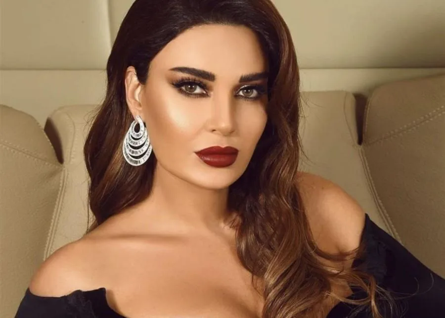 سيرين عبد النور ترد على إحدى منتقدي مسلسلها “النسيان”: “خففي كره”!