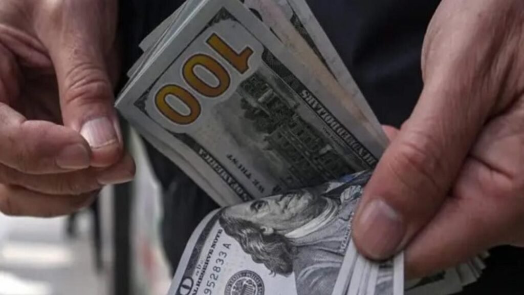 بالصّورة ـ إلى اللبنانيين إنتبهوا.. الـ100$ دولار مزوّرة في الأسواق!