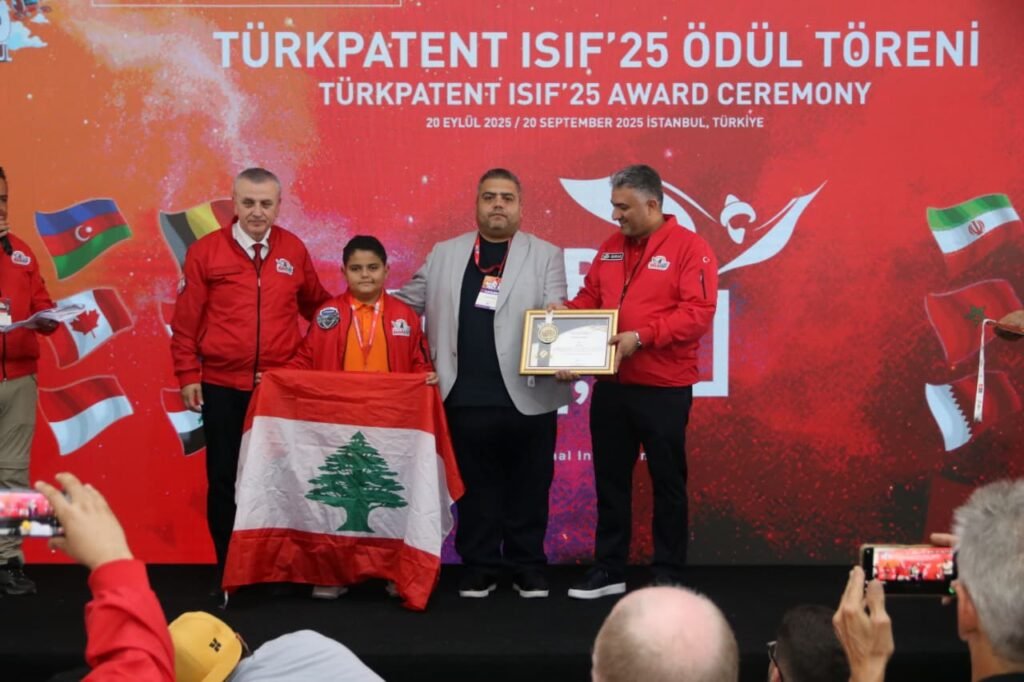 الدكتور موسى سويدان يفوز بالميدالية الذهبية في معرض Teknofest 2025