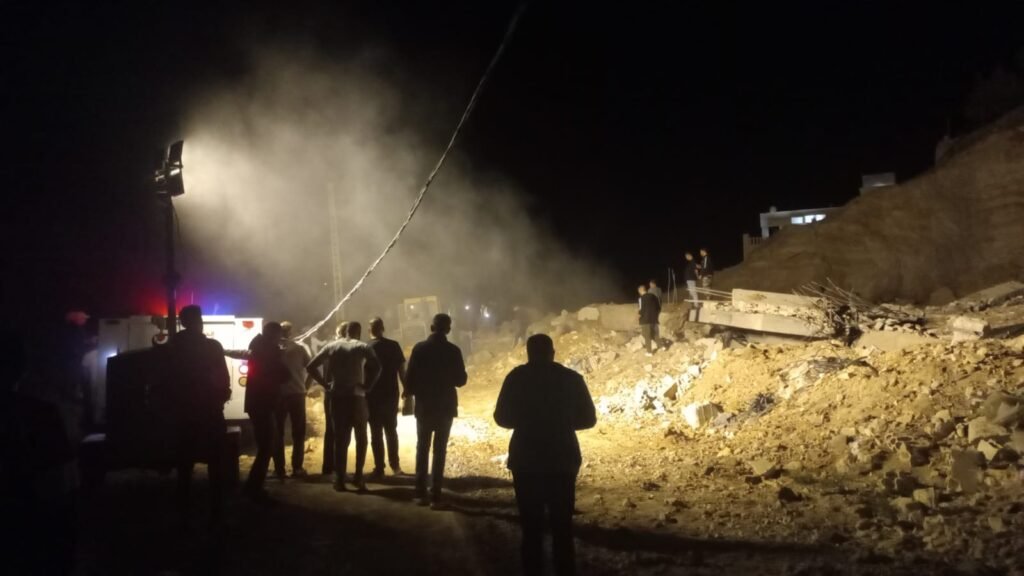 بالصّورة ـ بعد غارة شمسطار.. الشاب علي رضا الحاج حسن مفقود!