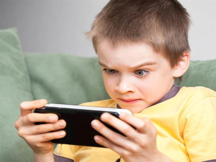 جيل الهاتف… إلى أين؟!/ رقيّة حسن النجار