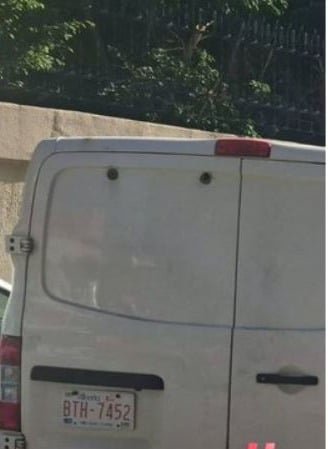 بالصورة: صاروخ داخل سيارة!