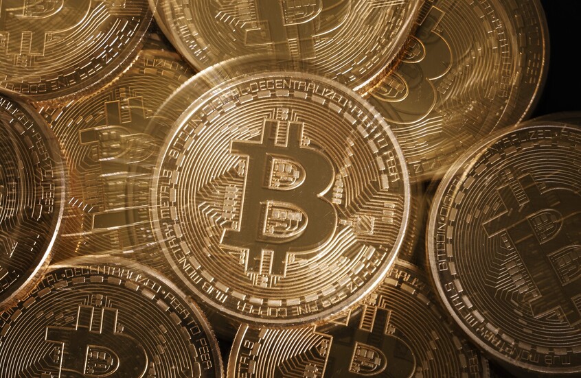 الـ”Bitcoin” تتراجع إلى أدنى مستوى!