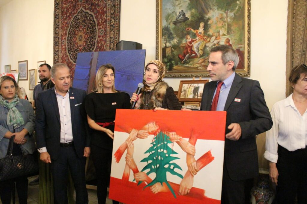 “لبنان واستقلاله”: احتفال ومعرض لـ ” Toura ” في قصر كنعان التاريخي في جزين