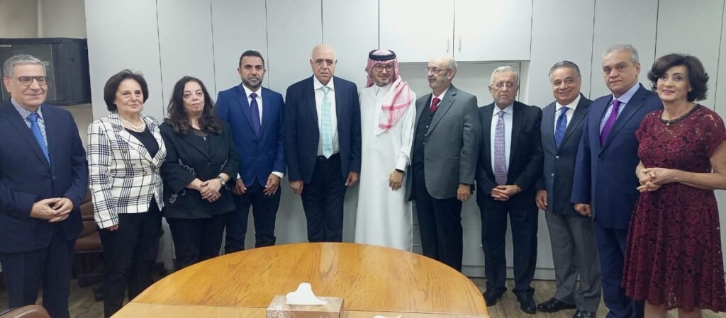 السفير السعودي من نقابة محرري الصحافة : لبنان مقبل على خير كبير