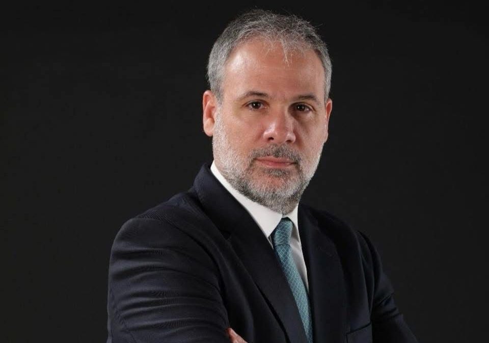 نقيب المحامين يستنكر.. مرتينوس: الإعتداءات “الإسرائيلية” بلغت ذروتها!