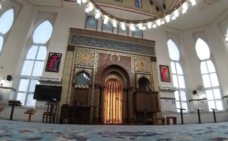 في ألمانيا: ٳعتداء يطال مسجدين!