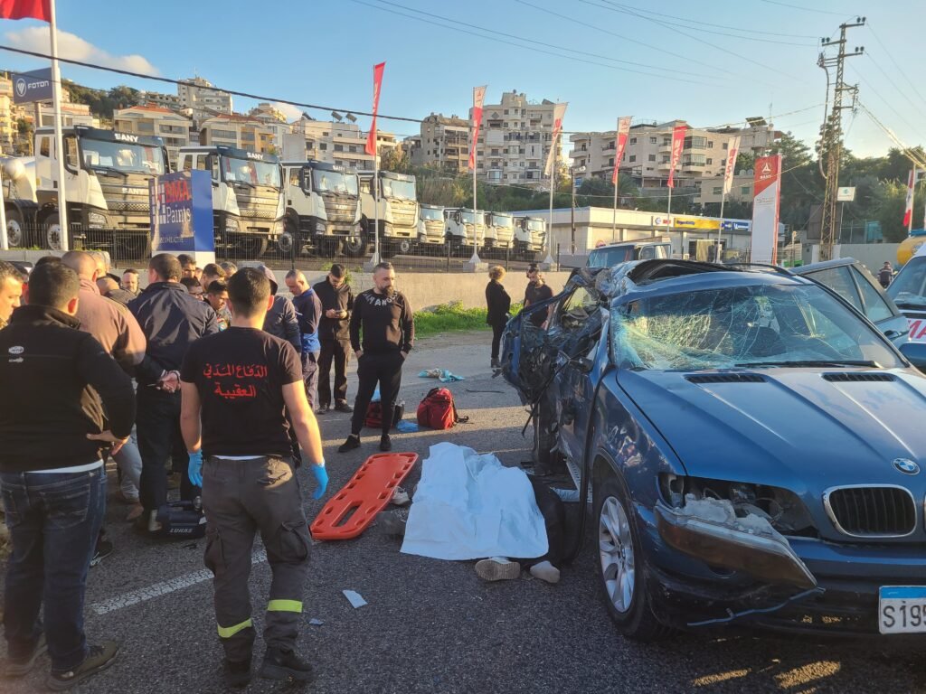 مأساة على أوتوستراد البوار.. حادث مروّع يخطف 3 أشخاص من عائلة واحدة!