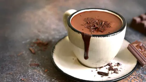 من القلب إلى الدماغ.. هكذا يحميك الكاكاو يومياً!