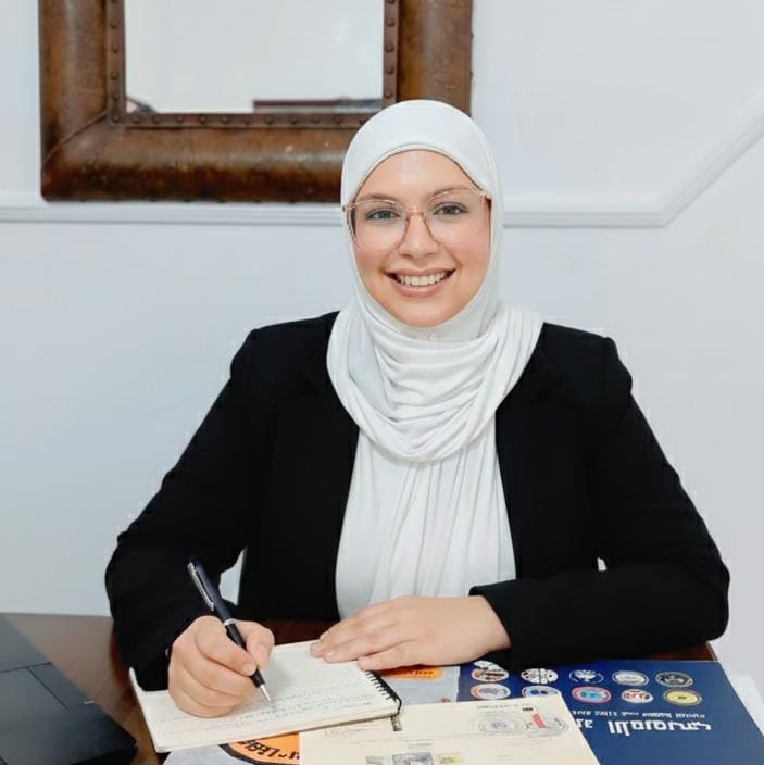 ليال غدار : التطوير التربوي المستمر مفتاح تعليم ناجح ومستقبل مشرق