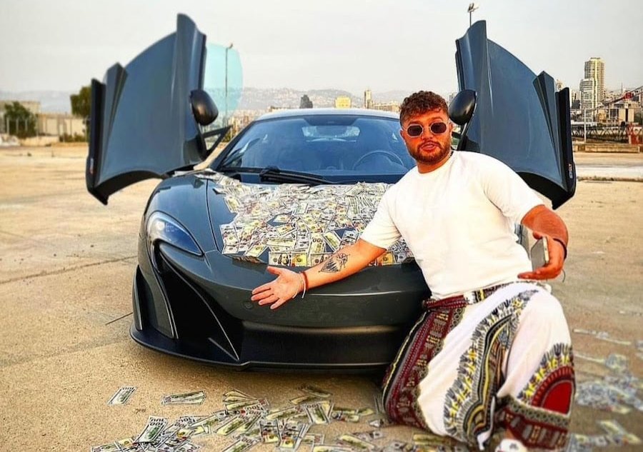 ٳبتزاز رجال أعمال.. “BeirutBillionaire” في قبضة الٲمن!