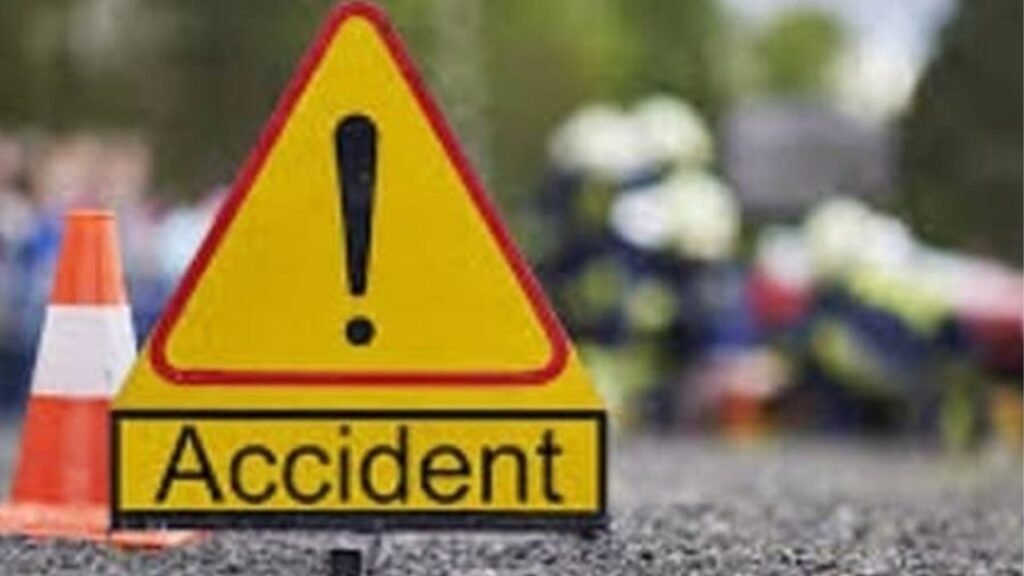 بالصّور ـ حادث سير بين 3 سيارات في صوفر.. و5 جرحى!