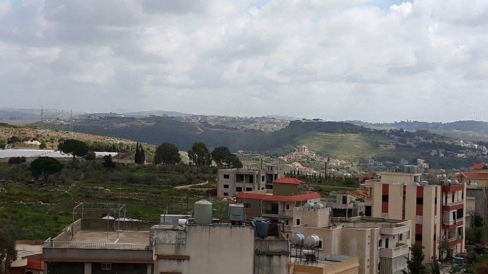 بالصّور ـ كارثة كادت تقع في زفتا.. العناية الإلهية تنقذ عائلة بعد إنهيار سقف منزل!