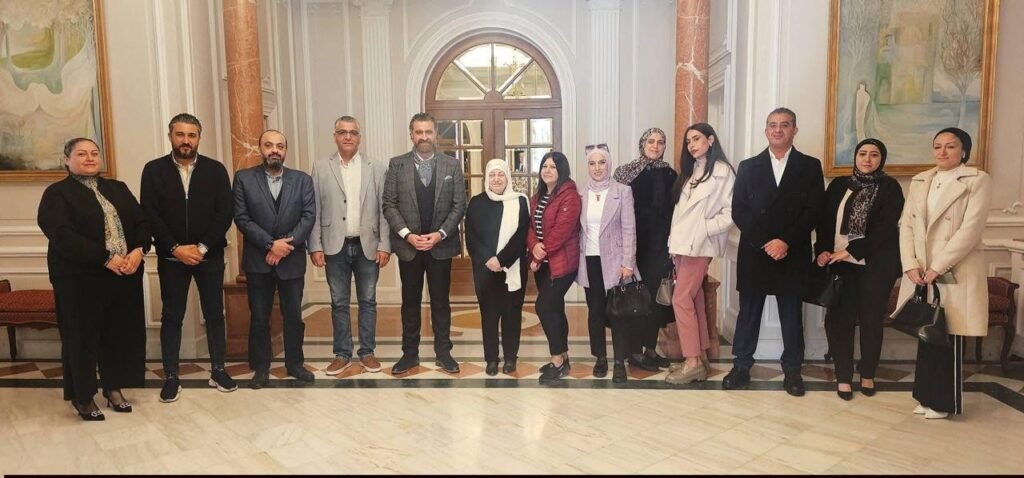 بهية الحريري تستقبل الهيئة الإدارية الجديدة لـ” لجنة الأهل في الإنجيلية-صيدا” برئاسة ربيع خليفة