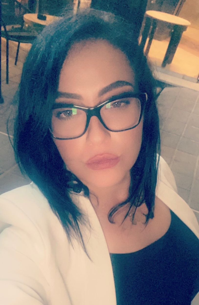ايناس فارس