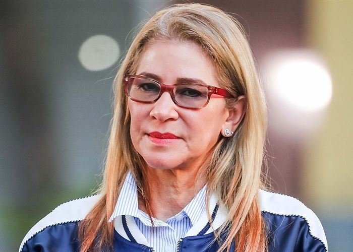 من “كوخ طيني” إلى زنزانة أمريكية.. رحلة زوجة مادورو!
