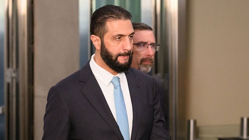 الشرع يحرّض أنصاره: حان وقت الثأر من “حزب اللّه”!