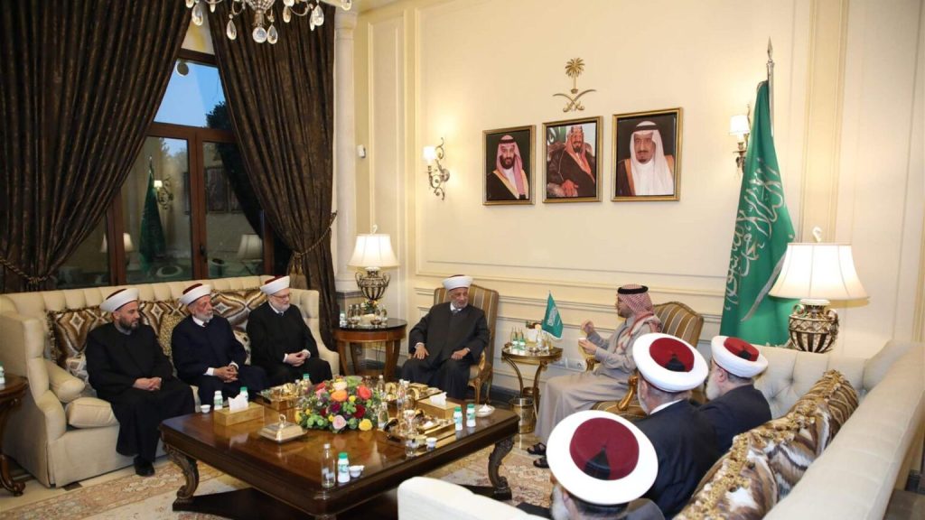 بخاري يُقيم إفطاراً لـ”دار الفتوى”: حان الوقت أن يرتاح لبنان!