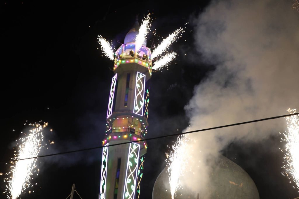 بالصّور ـ مأذنة النبطية تتلألأ نورًا.. إنطلاقة رمضانية مميزة برعاية النادي الحسيني!