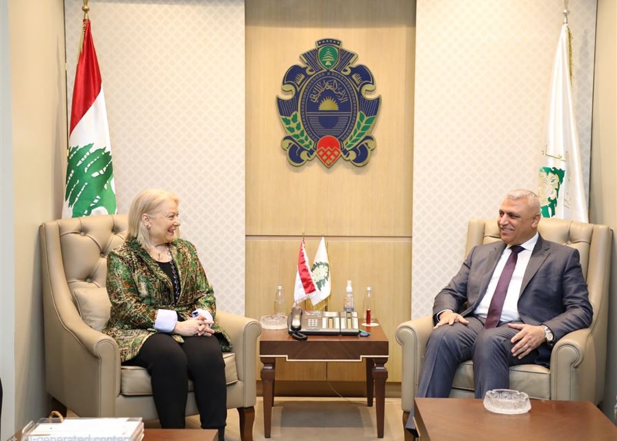 اللواء شقير عرض وسفيرة اليونان الأوضاع في لبنان والمنطقة!