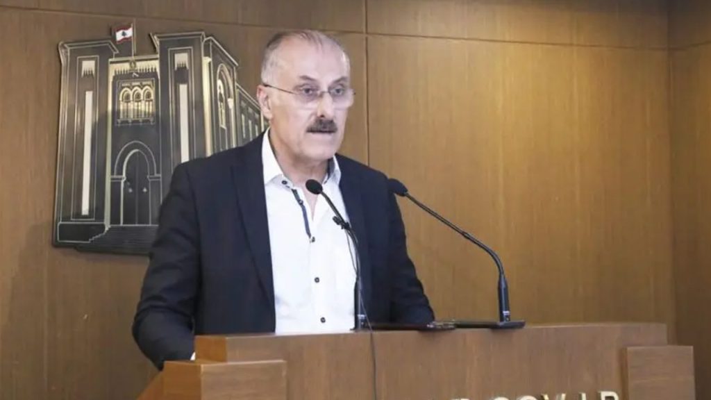 لجنة “الصحة” أوصت بتشديد الرقابة على الطب التجميلي!