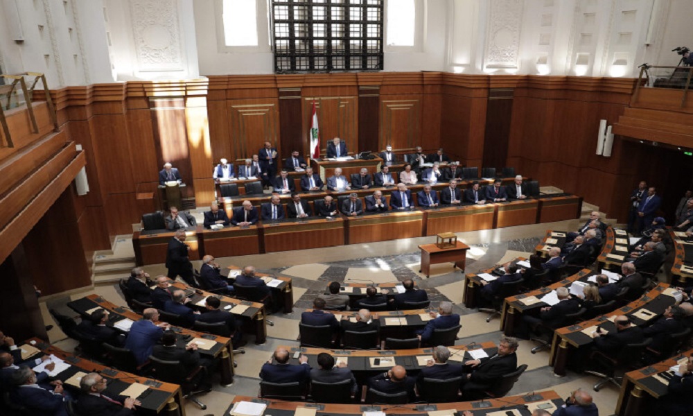 هل تفتح الحركة الدولية باب تمديد البرلمان؟