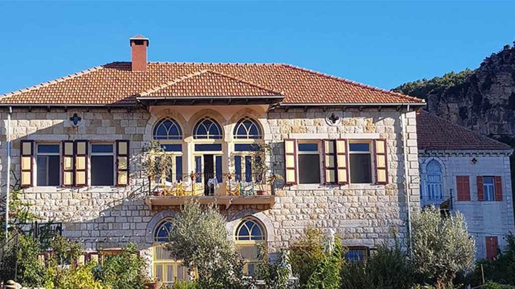 نقابة بيوت الضيافة في لبنان تدعو إلى إبلاغ الأمن العام بأسماء النزلاء