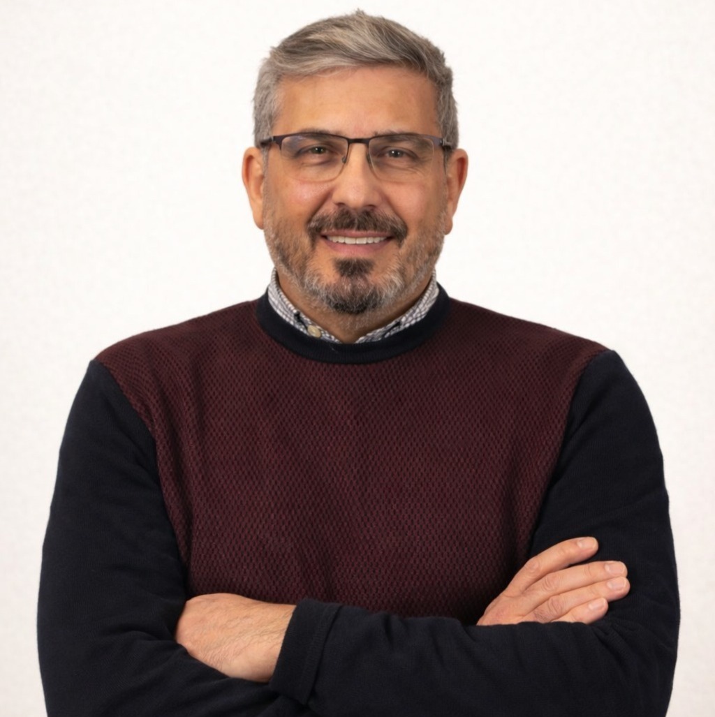 د. أنور كوثراني