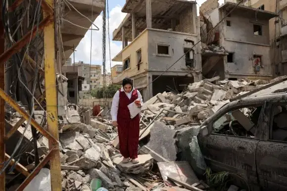 1564 خط الأمل تحت النار: “الصحة” تستقبل آلاف الإتصالات النفسية!