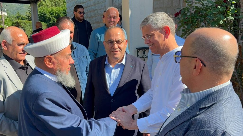 السفير الباكستاني من دارة علي العبدالله في عكار: باكستان حريصة على سيادة لبنان وسلامة أراضيه