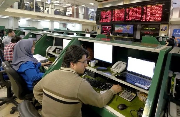 إنتعاش قياسي في سوق الأسهم الإيرانية!