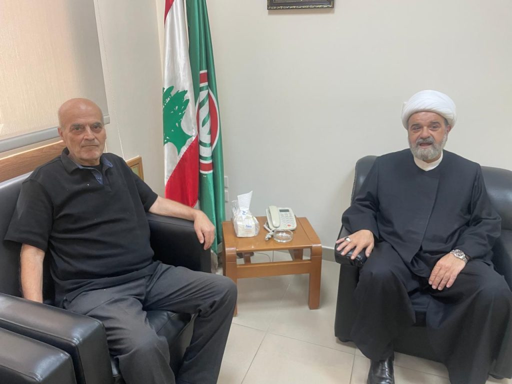 الشيخ حسن عبد الله يبحث المستجدات الوطنية والثقافية مع البروفسور رائف رضا!