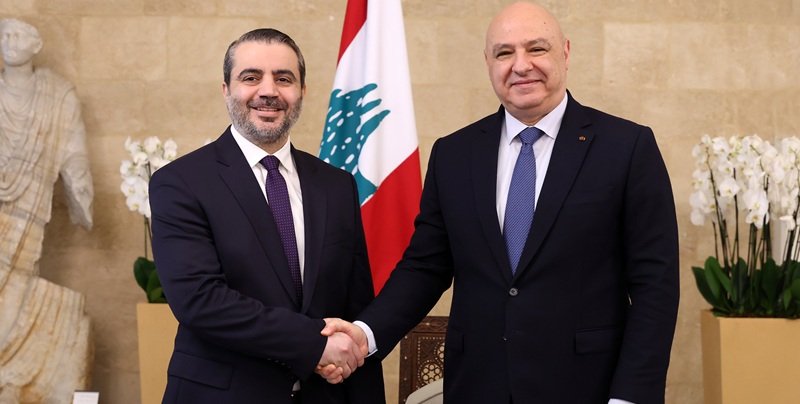 الشرع يدعو عون إلى دمشق!