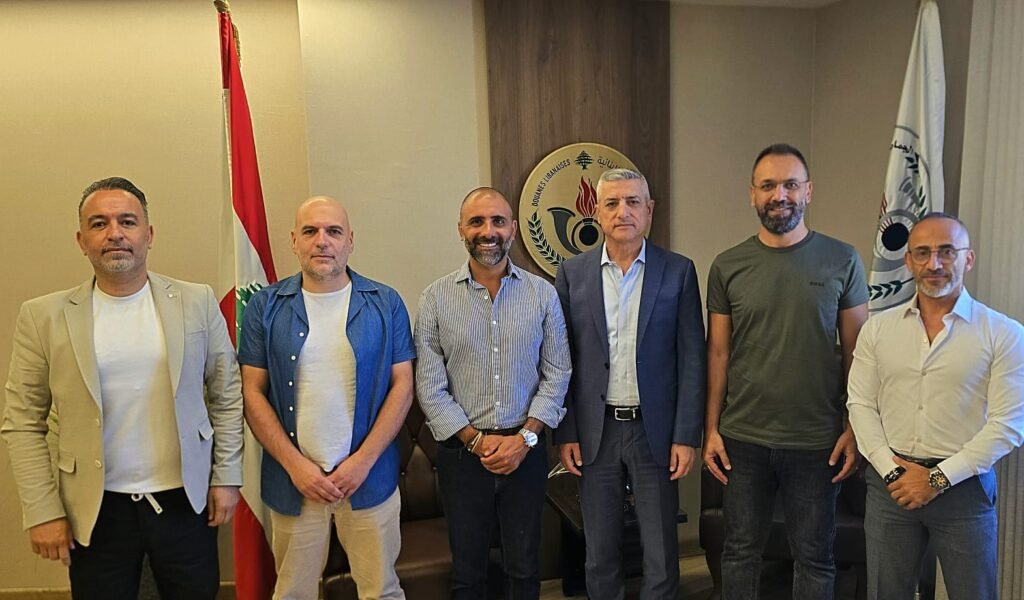 لقاء يجمع رئيس المجلس الأعلى للجمارك العميد مصباح خليل ووفد نقابة موظفي القطاع الخلوي