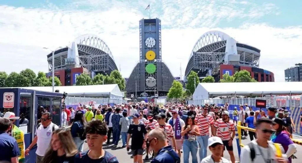 حادث غير مسبوق يرافق فعاليات كأس العالم.. ضبط 600 مسيّرة!