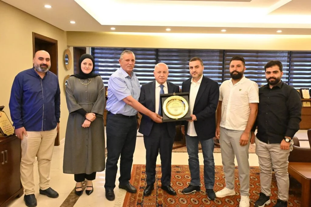 زحمة وفود في مجلس الجنوب ورسائل تعبر عن الوفاء لمن وقف إلى جانب الناس في أشد المراحل