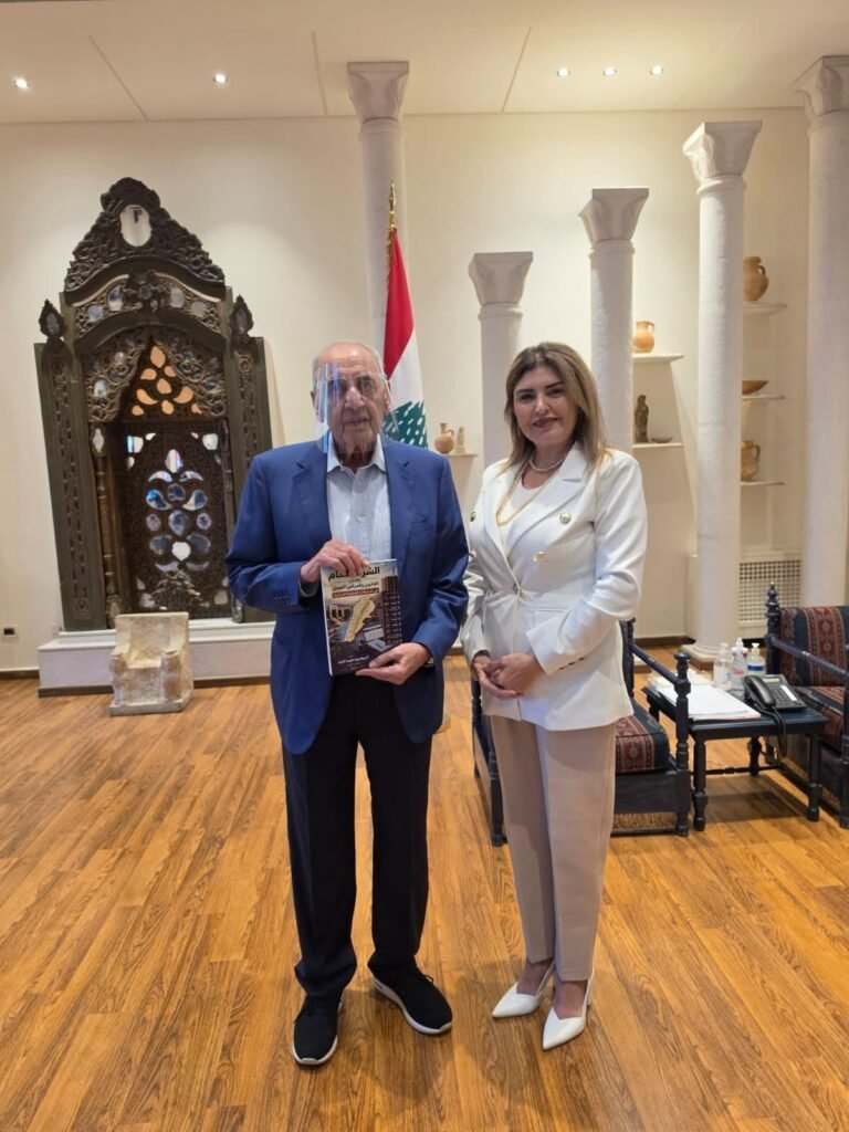 هويدا الترك تقدّم كتابها الجديد للرئيس نبيه بري حول “الشراء العام والحوكمة الرشيدة في السلطات المحلية اللبنانية”