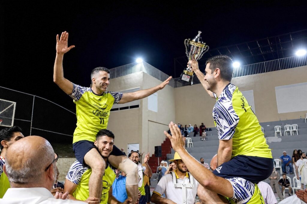 نادي أشمون الرياضي– صيدا الى الدرجة الثالثة بالطائرة بلقب “الوصيف”