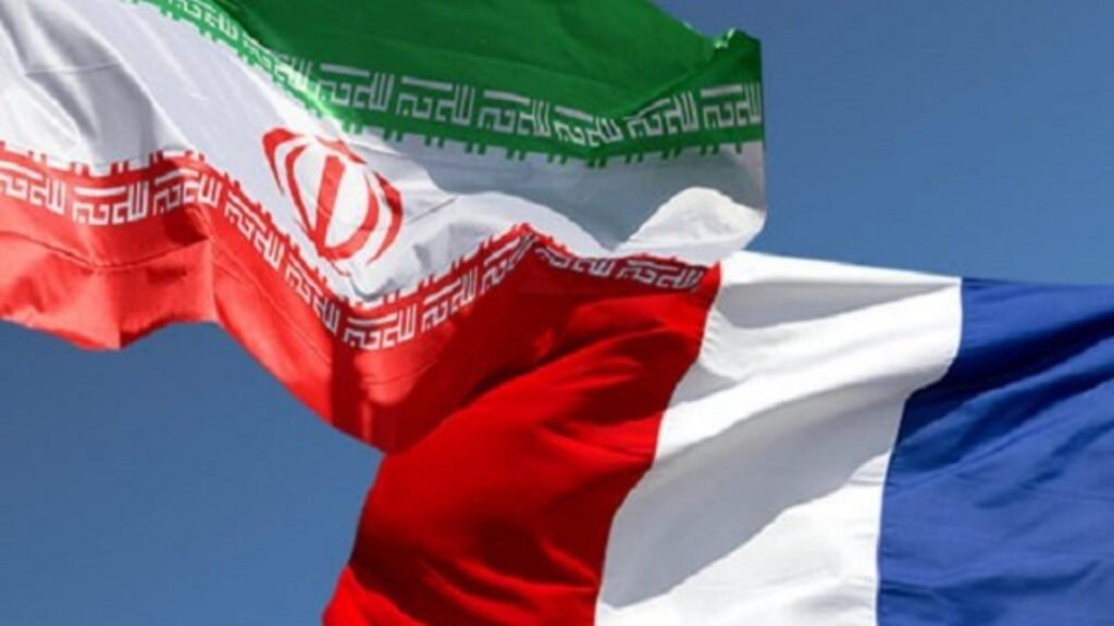 إيران تحتجز دبلوماسيَّيْن فرنسيَّيْن…