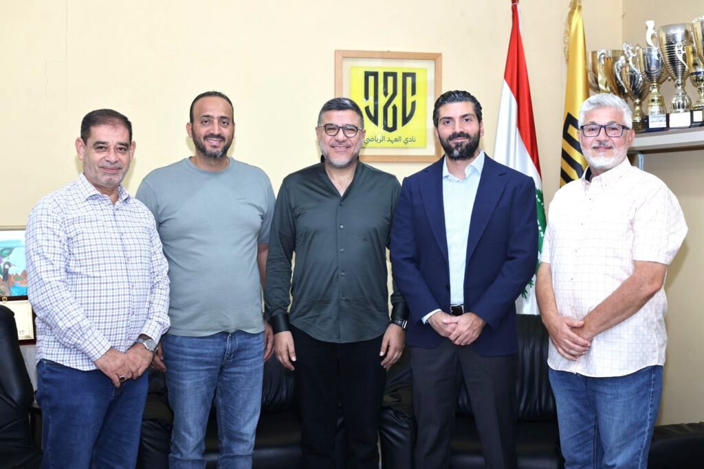 الأهلي صيدا والعهد يبحثان سبل التعاون وتعزيز العلاقة بين الناديين