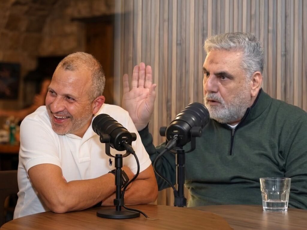 الموسوي يهاجم باسيل: “كلامه معيب”، والتيار يرد: “كنا نظنّه يلتزم الأدب”