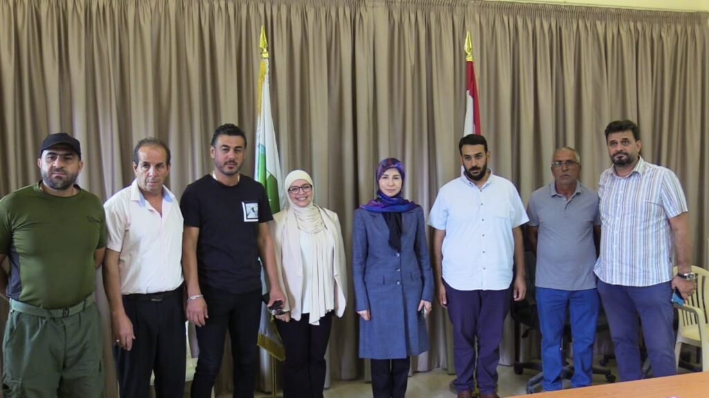 النائب عناية عز الدين تزور بلدة جويا وتطالب بإنشاء سرايا حكومية في مدينة صور