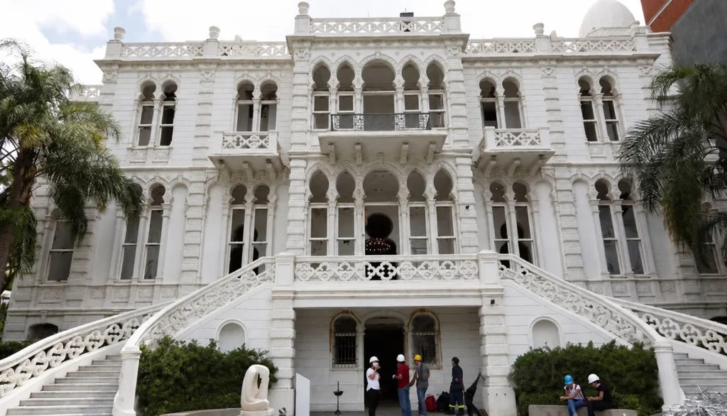 بعد أخبار زفاف نجل علي حسن خليل… متحف سرسق يرد ببيان