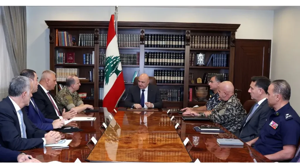 الرئيس جوزاف عون يأمر بمصادرة الأسلحة ورفع جهوزية الأجهزة لمنع استغلال الوضع الاقتصادي