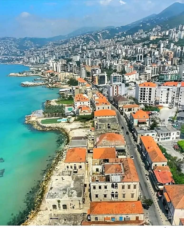 صوتك إلنا وسهرك عنا… بس ممنوع تسكن حدّنا! – ريما فرح