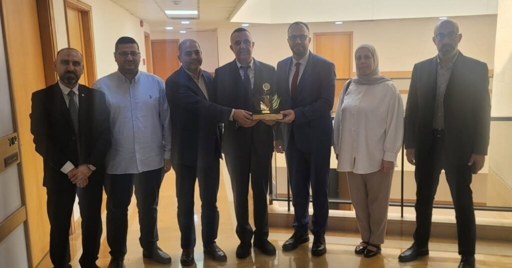مؤسسة الدكتور رضا سعادة تلتقي النائب الدكتور أشرف بيضون وتكرّمه
