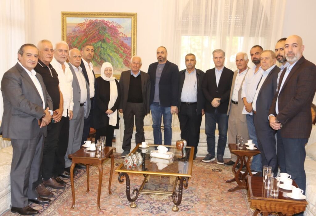 بهية الحريري تتابع أوضاع أهالي بلدات العرقوب ونازحي قرى صور الحدودية مع وفد من رؤساء بلدياتهما